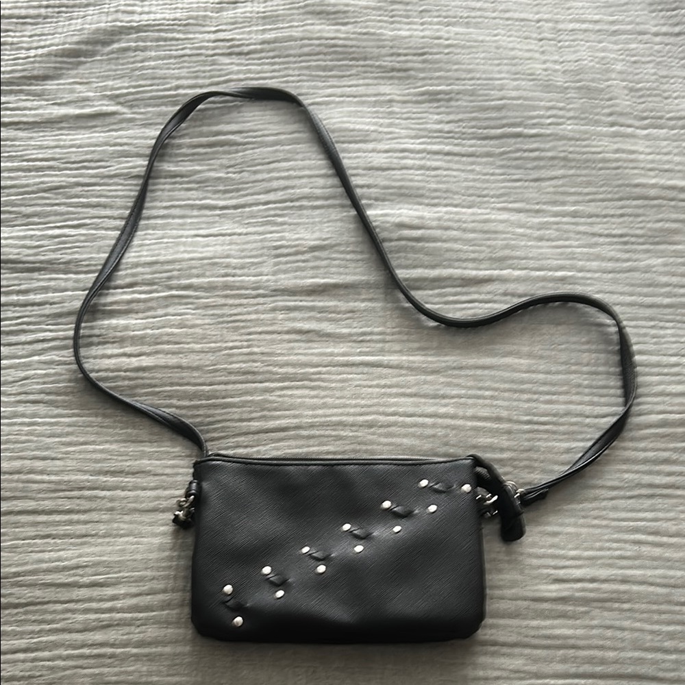Elegant Black Crossbody Bag
